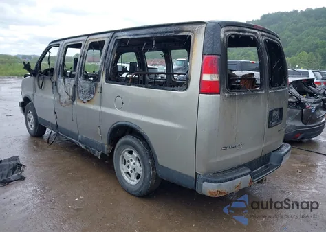 2004 Chevrolet Express из США, поврежденный, VIN 1GNFH15T041173083